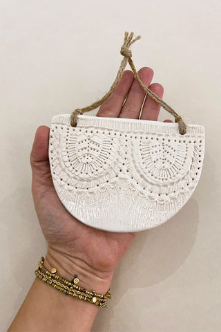 Médaillon dentelle