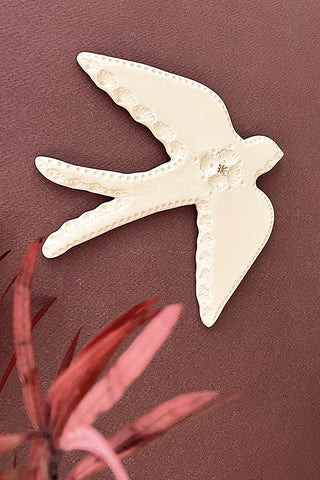 Hirondelle à la fleur