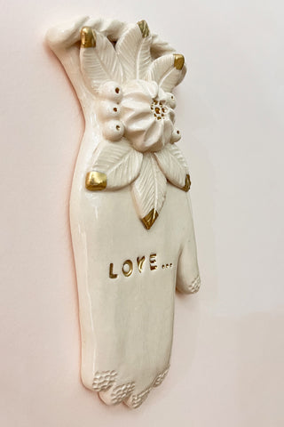 Main Love à la fleur d'or