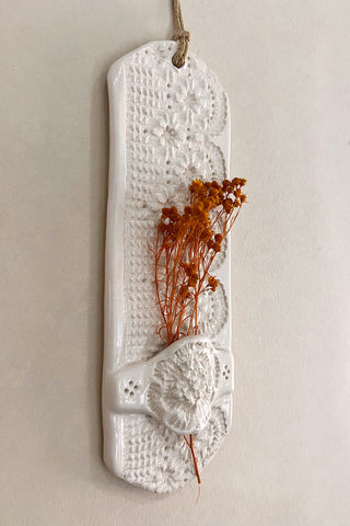 Porte-fleurs à dentelle